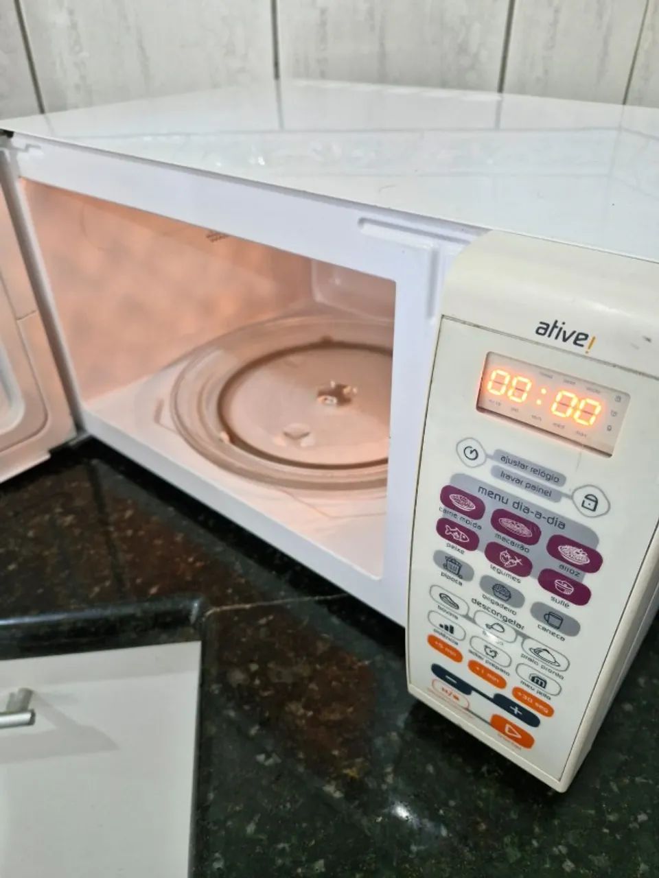 Microondas - 31 Litros - Foto 3