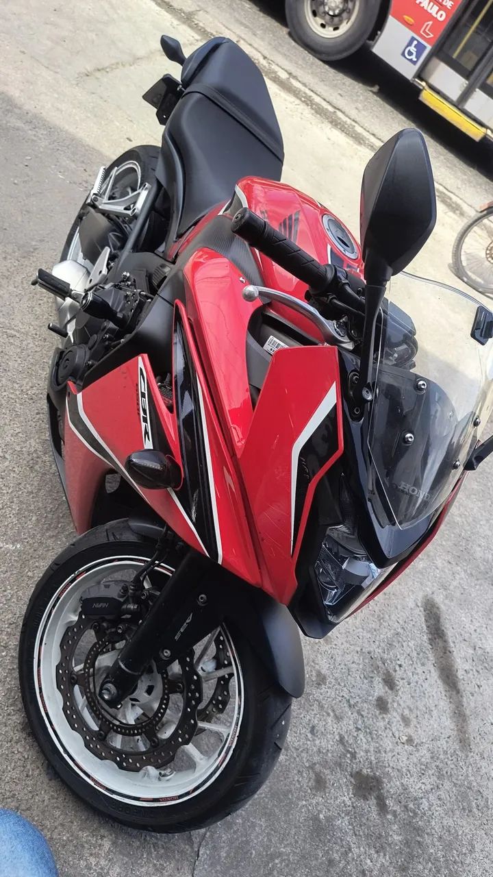 Honda CBR 2018 - Foto 2