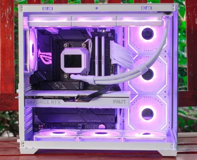 7800X3D - 32GB - RTX 5070 - Foto 3
