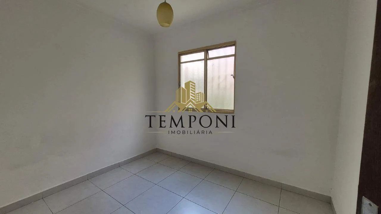 Excelente casa geminada com 2 quartos - Foto 3