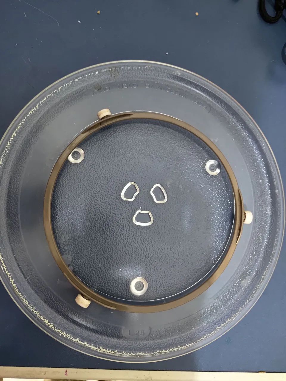 Prato de microondas mais rodízio 21L