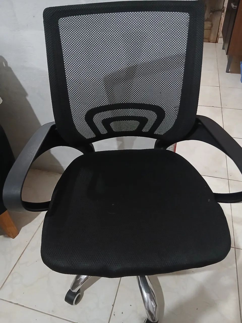 Cadeira giratória para escrivaninha - Foto 3