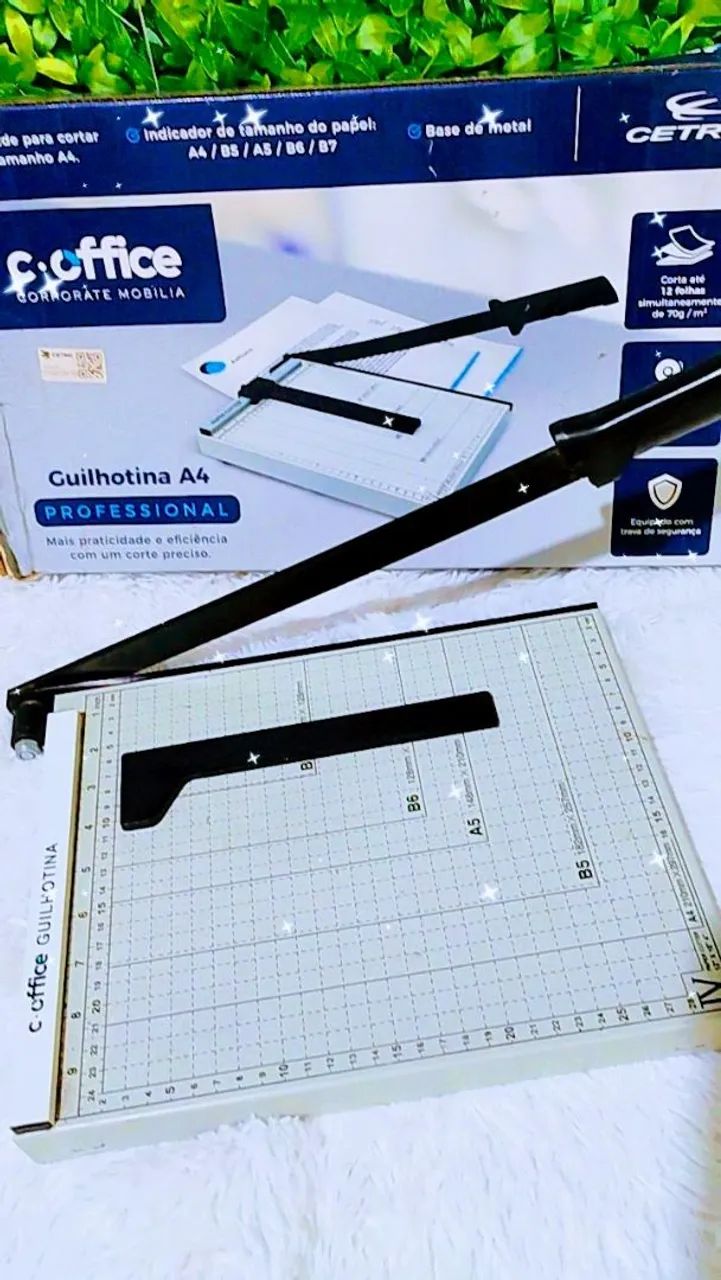 Guilhotina para cortar papéis A4