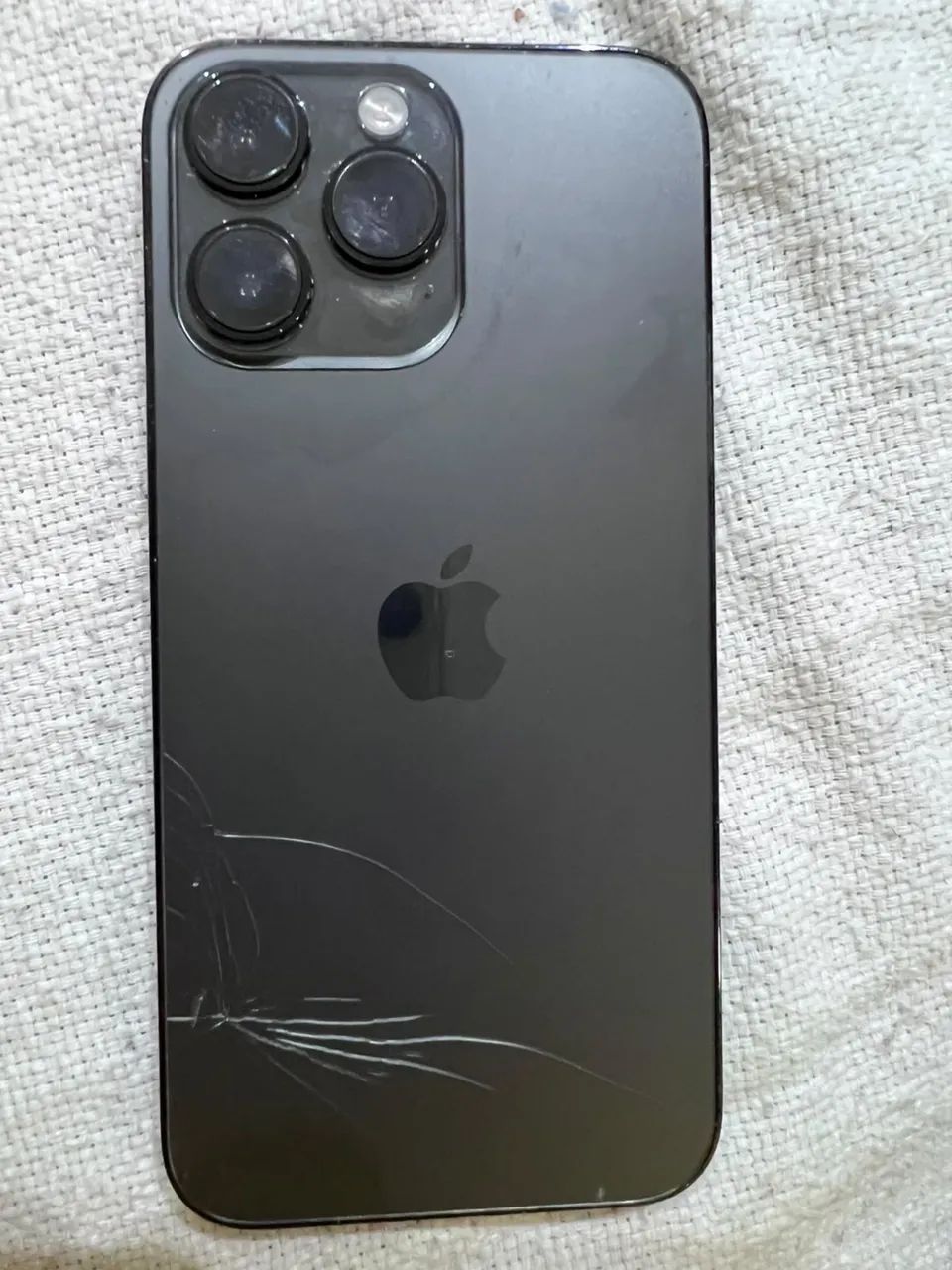 iPhone 14 Pro Max preto com detalhe  - Foto 3