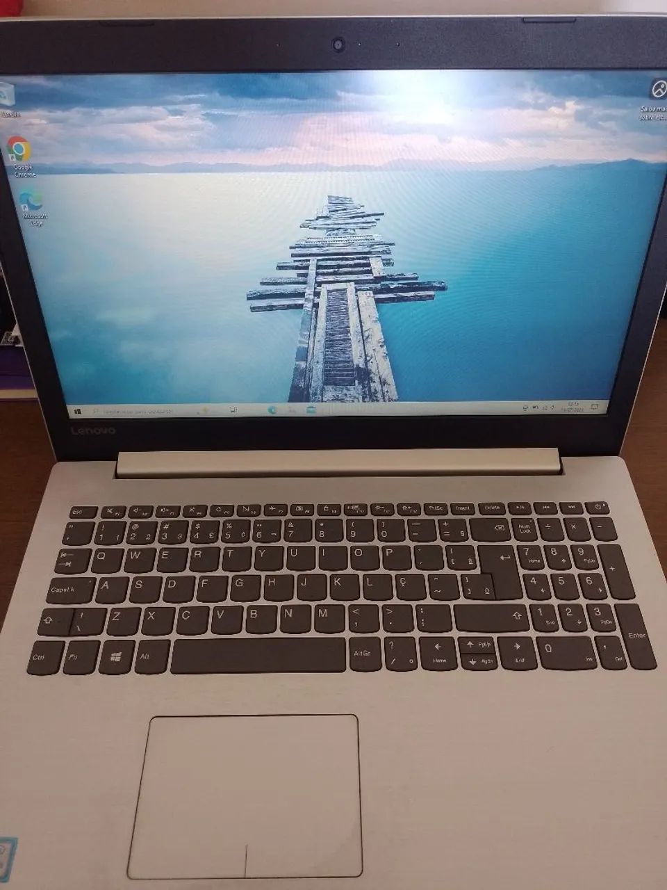 Notebook Lenovo Intel core i5, placa de vídeo 128MB, 8GB RAM