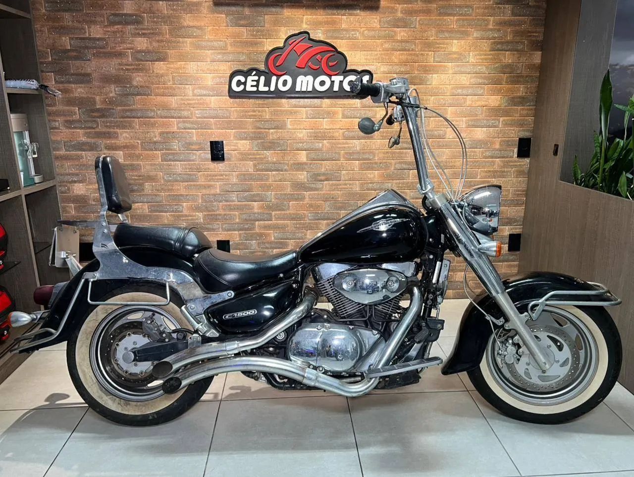 BOULEVARD M1500  PRETA 2008/2009