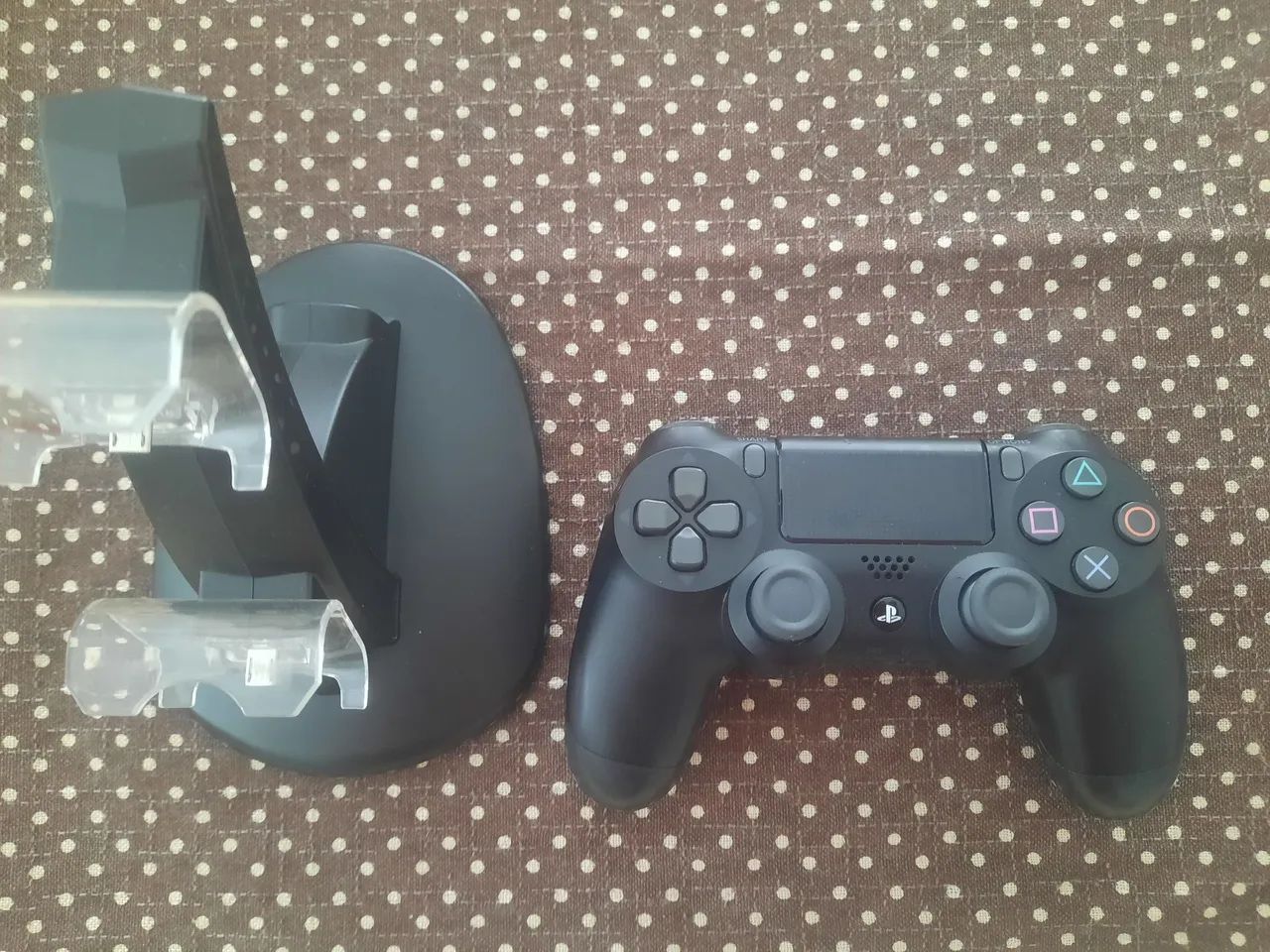 Controle de PS4 + base de carregamento  - Foto 2