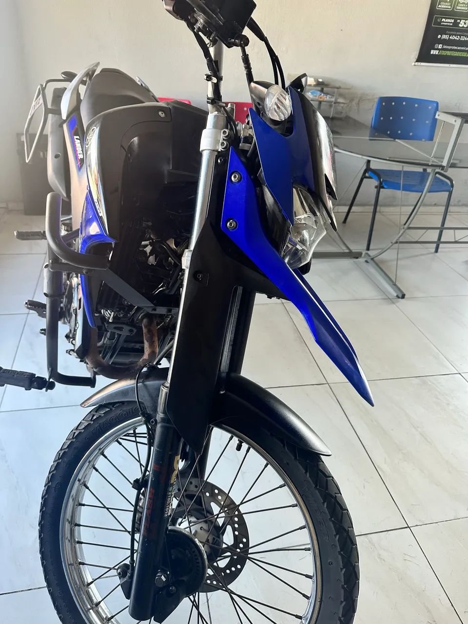 XTZ Lander 250  abs ano 2020  - Foto 4