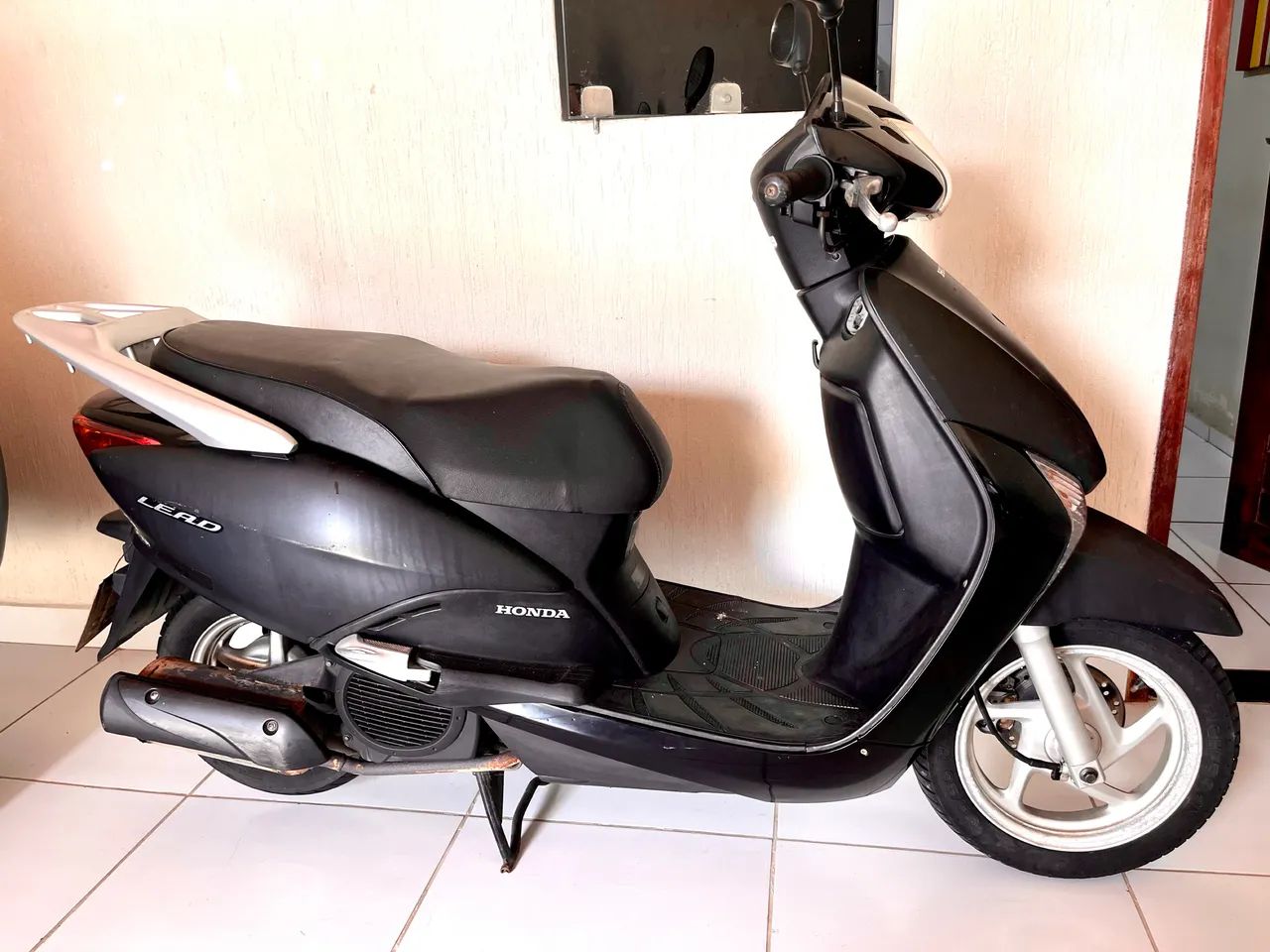 Honda lead 