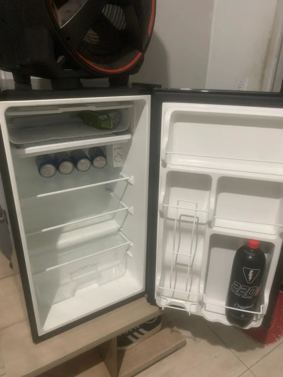 Frigobar Midea
