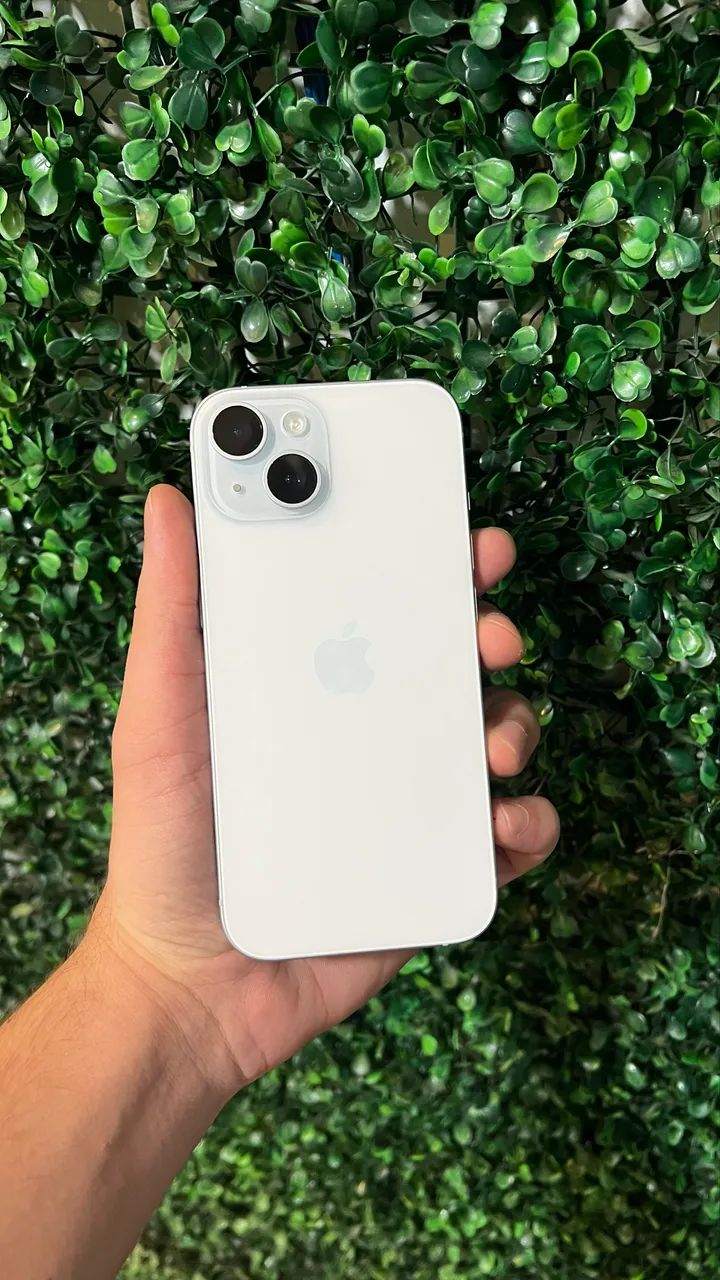 iPhone 15 128GB