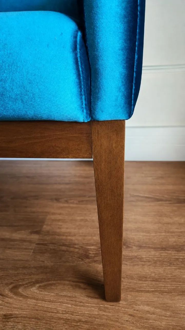 Par de Lindas Poltronas em Veludo - Foto 2