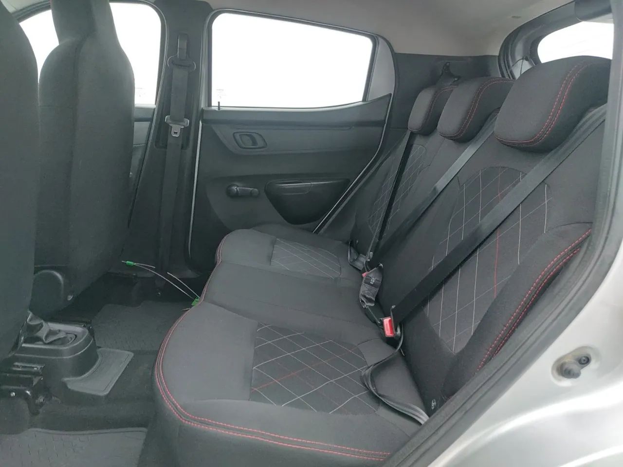 Renault Kwid 1.0 Zen, foto 17 de 18