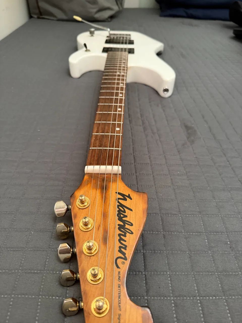 Guitarra Washburn N1 Nuno Bettencourt Signature - Instrumentos