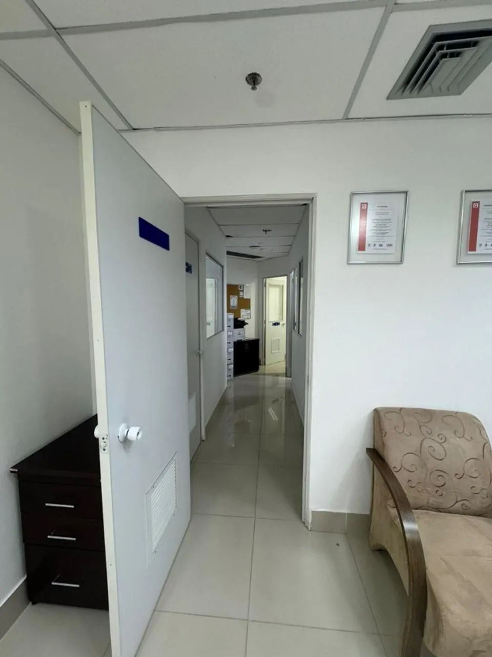 Sala Comercial, bairro mata da praia em Vitória/ES, com 91,15m² + 3 vagas - Foto 4