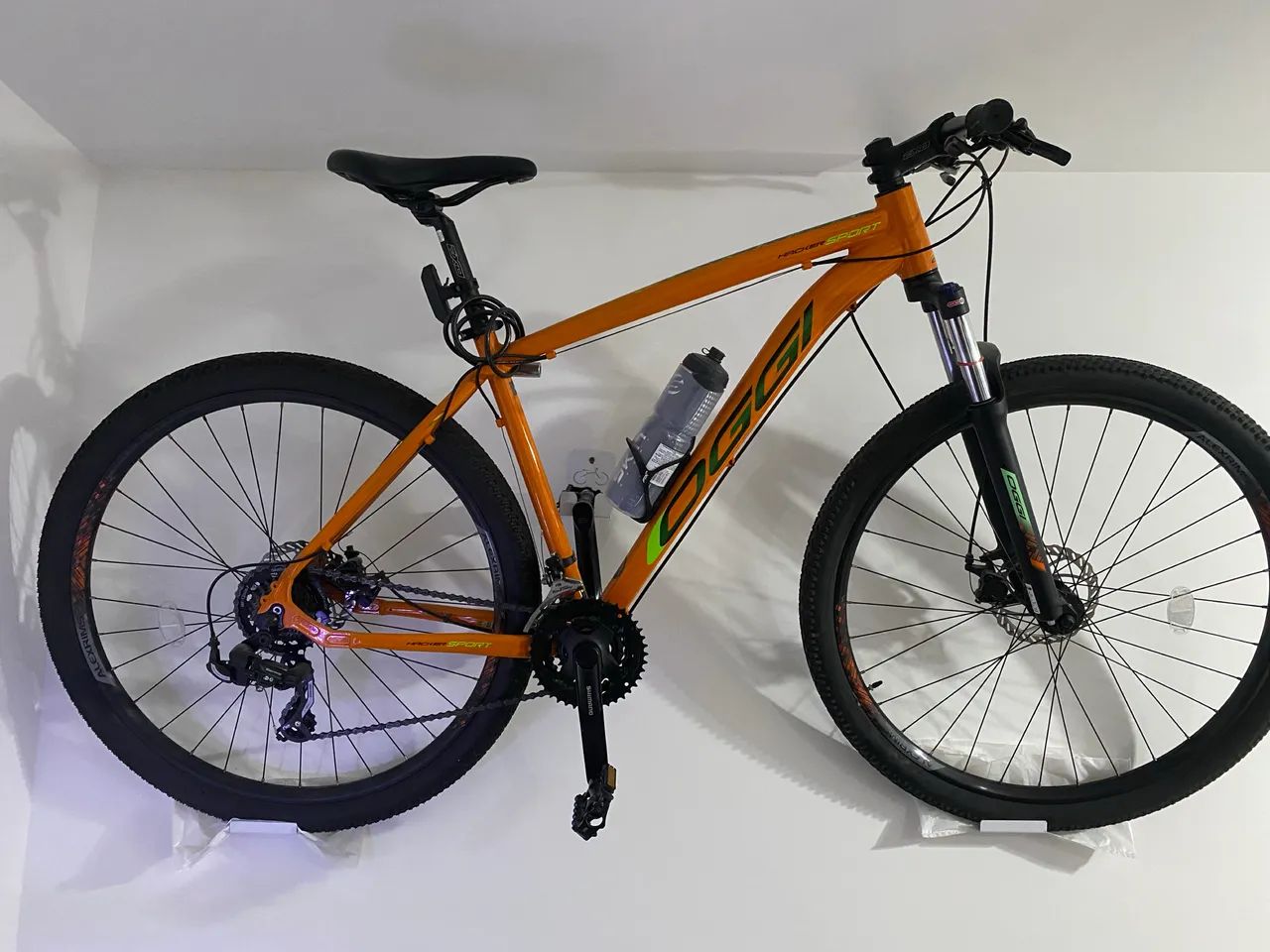 Bicicleta Oggi Hacker Sport aro 29 quadro 19 mais acessórios