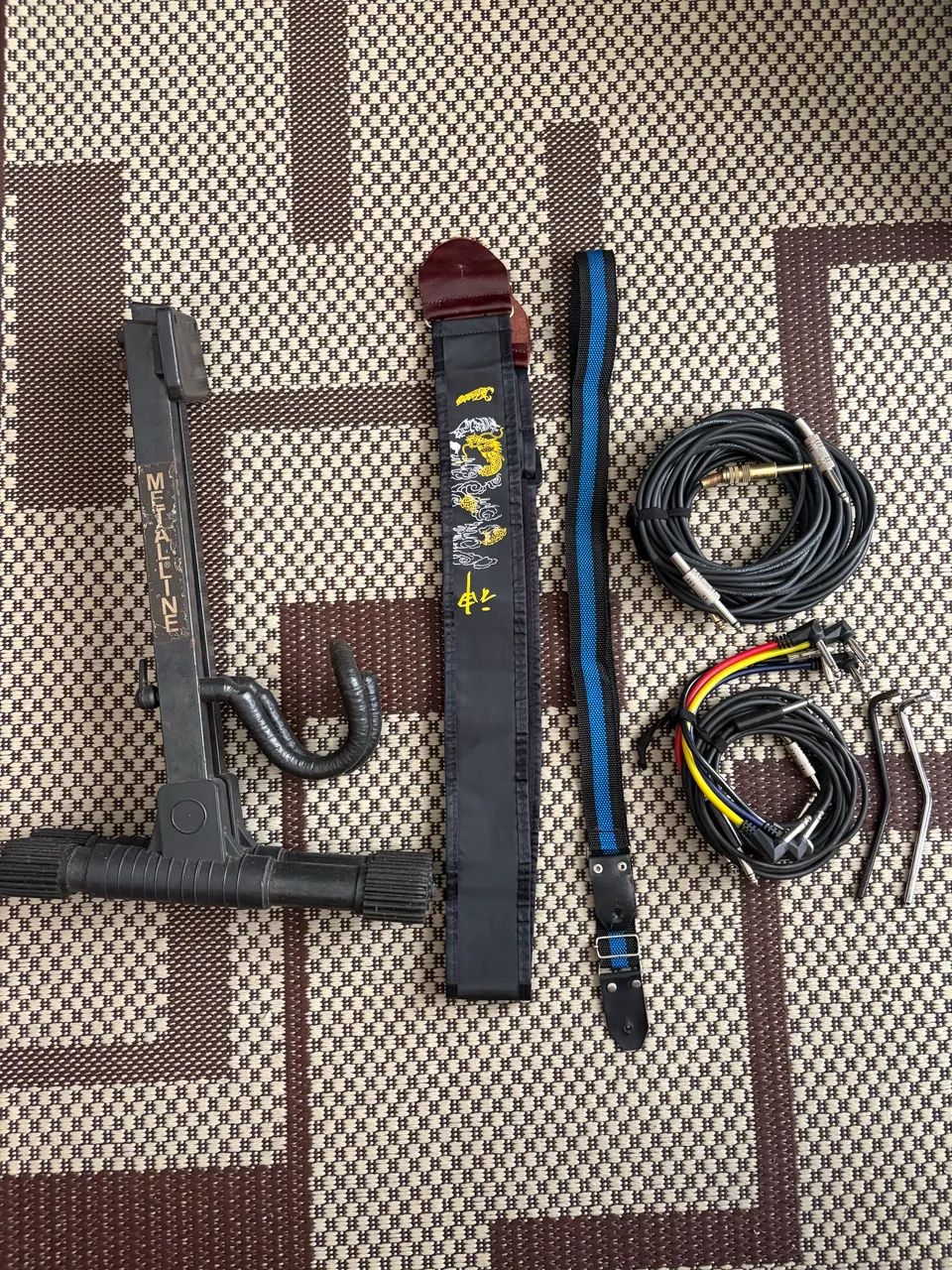 Lote acessórios musicais (multi acessórios)