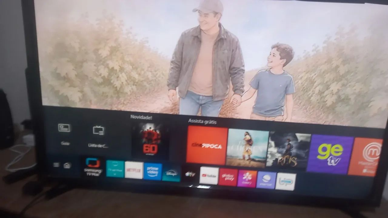 Vende-se uma TV Samsung 43 polegadas smart tudo funcionando - Foto 4
