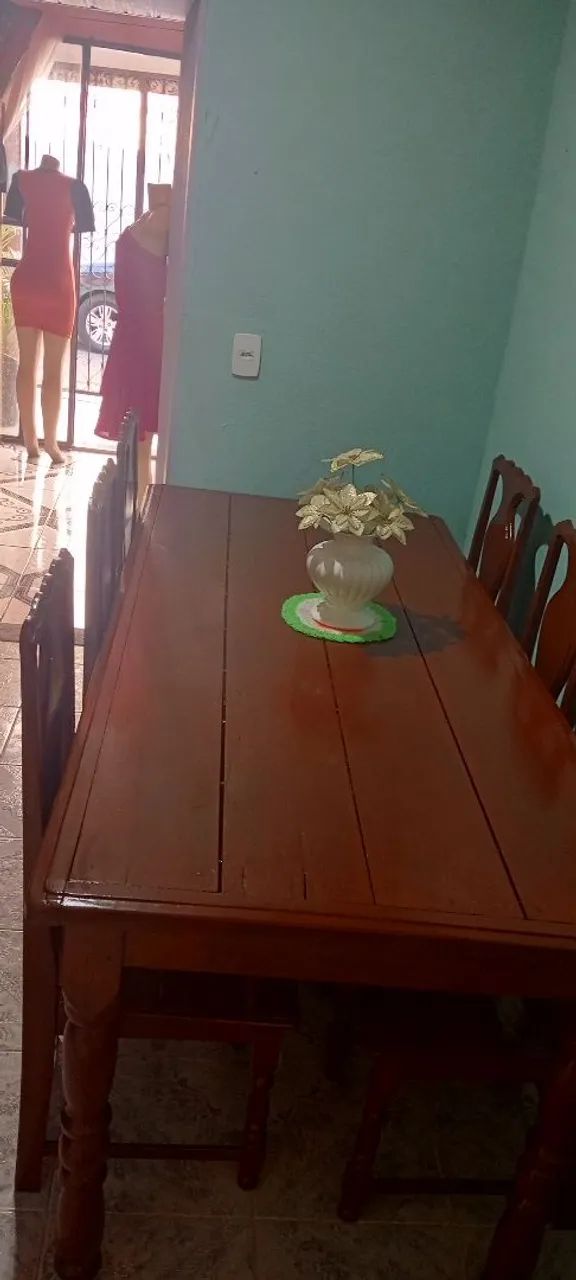 Mesa de jantar rústica de madeira. - Foto 5