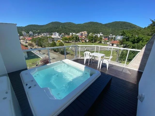 Casa com Jacuzzi e vista para Montanha no Parque São Jorge/Itacorubi