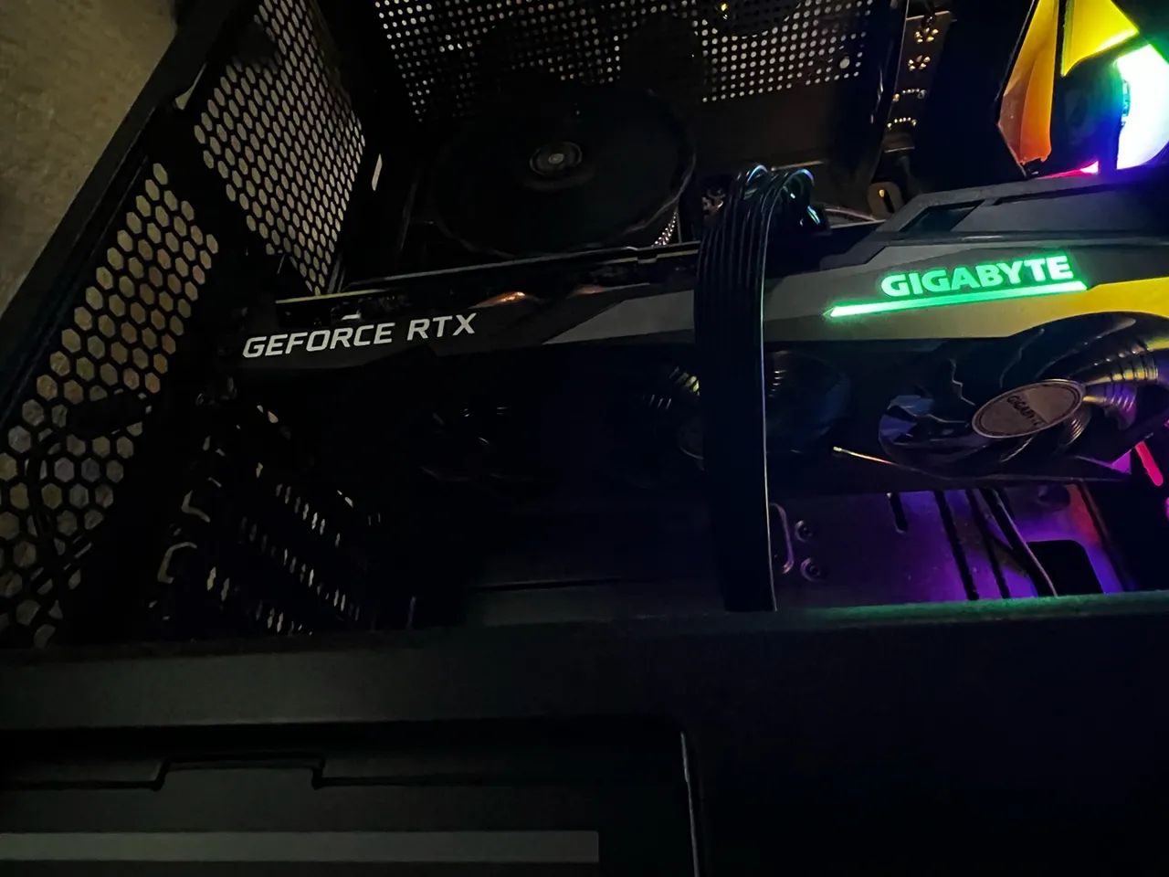 PC GAMER - RTX 3050 8GB