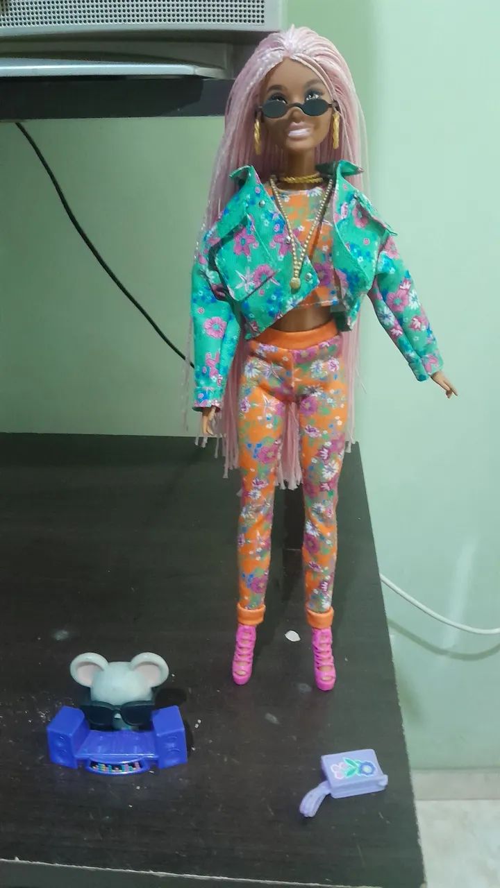 Barbie extra n10