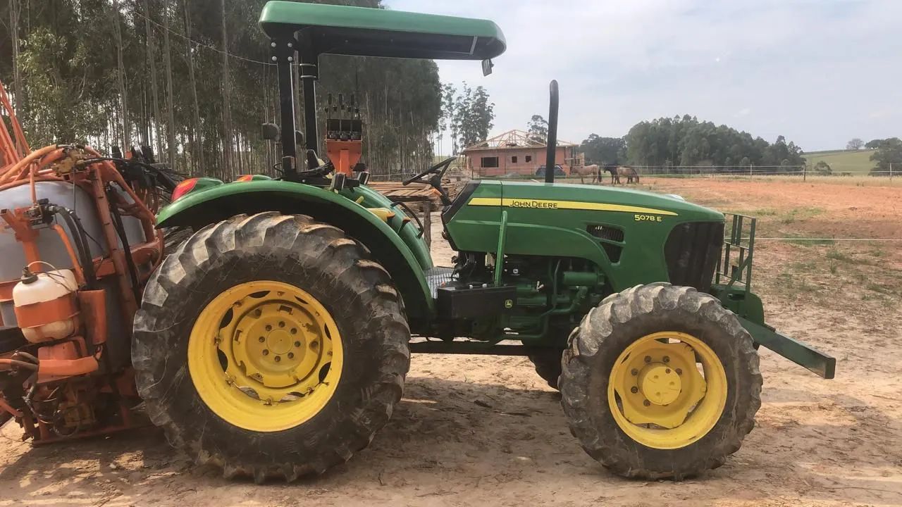 Trator John Deere 5078E - Foto 5