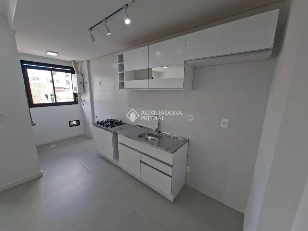 Apartamento para Locação no Centro de Florianópolis - 2 Suítes, Vaga de Garagem e Excelent - Foto 4
