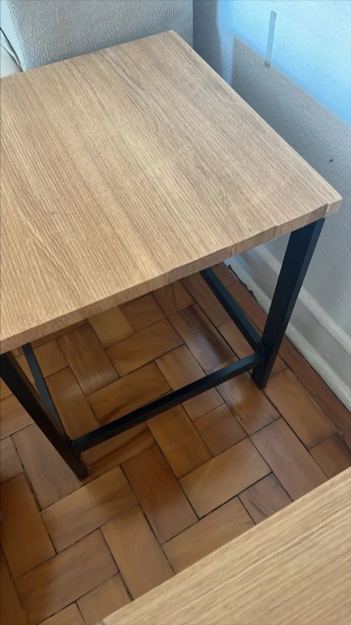 Mesa com 4 bancos - Foto 3