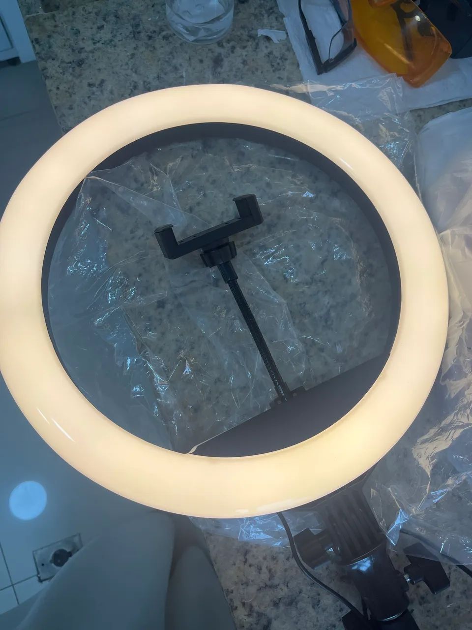 Ring Light 14? LED com 3 Suportes Celular - Nova Nunca Usada - Foto 2