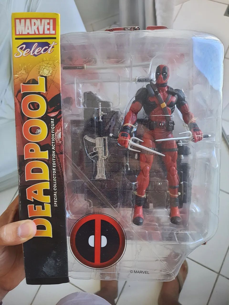 Marvel Select - DEADPOLL (LACRADO)