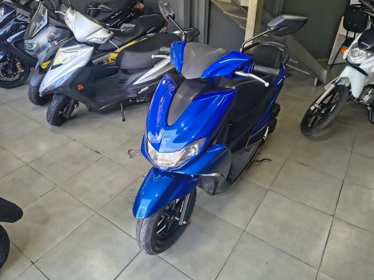 Yamaha fluo nova - Foto 2