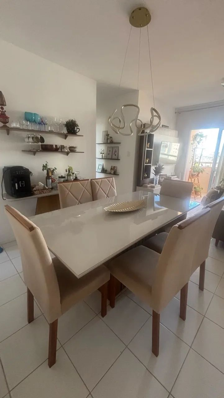 Sala de jantar completa