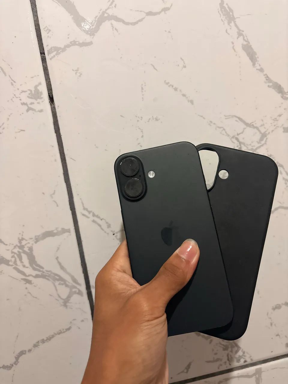 IPHONE 16 - Foto 3