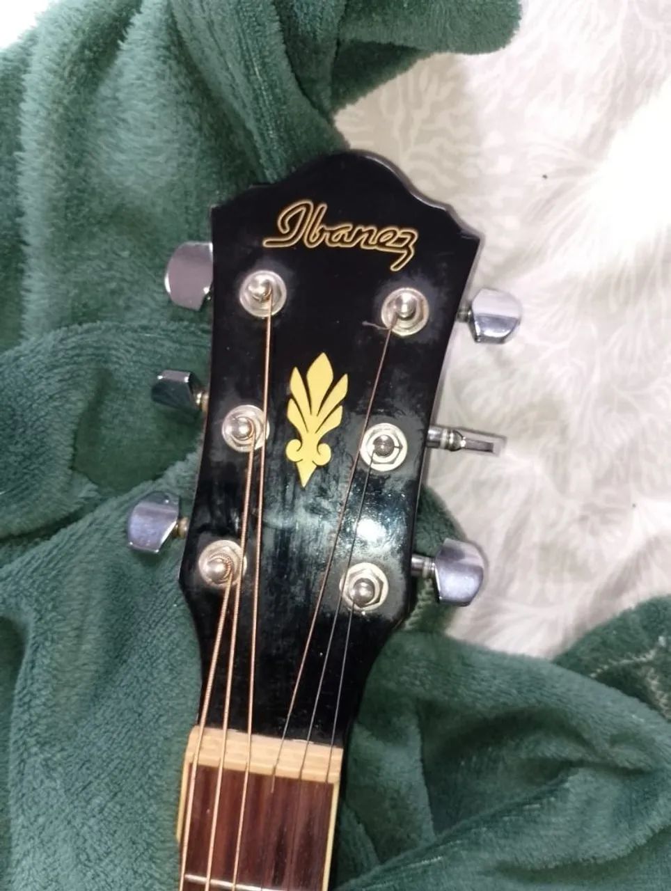 Caixa amplificada e violão elétrico  - Foto 3