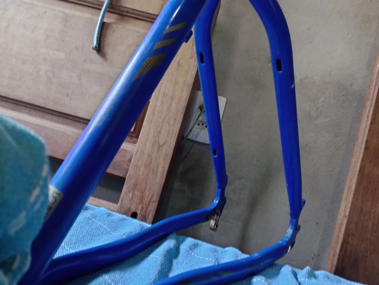 Quadro mtb first lifty gold azul hunter/prata brilho  - Foto 5