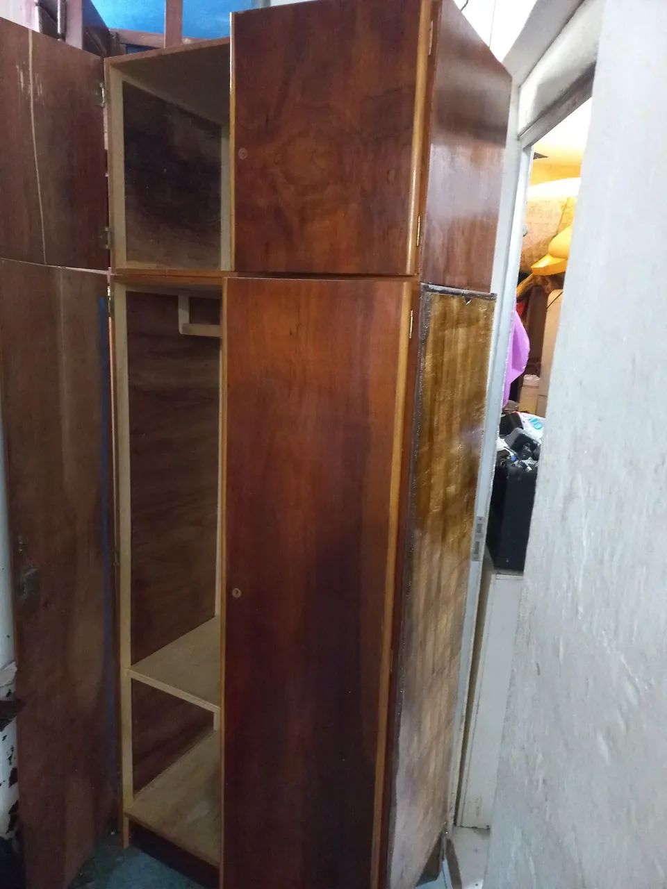Guarda roupas em madeira  - Foto 4