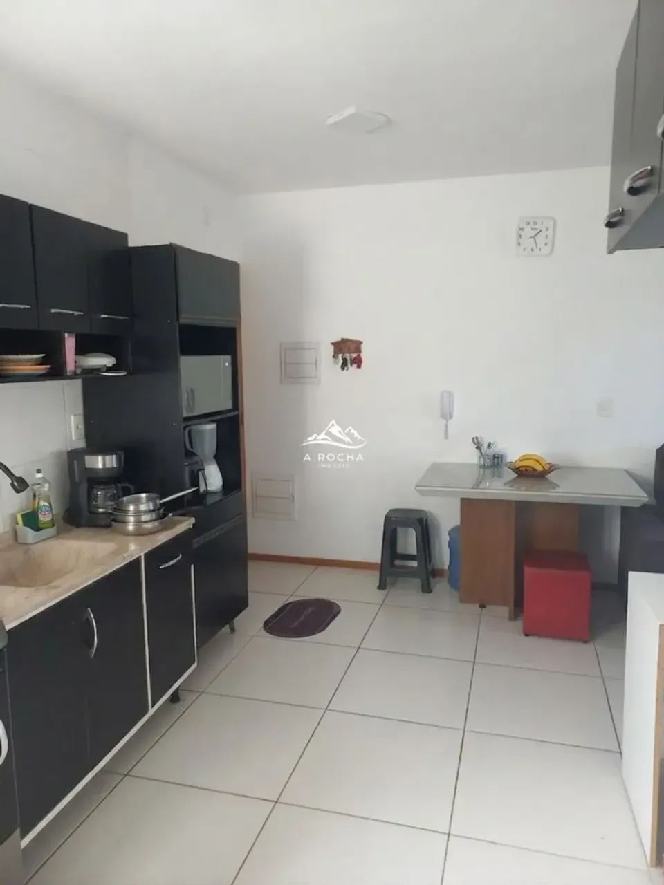 APTO MOBILIADO DE 02 DORMITÓRIOS! COND COMPLETO. NOVA PALHOÇA - Foto 3