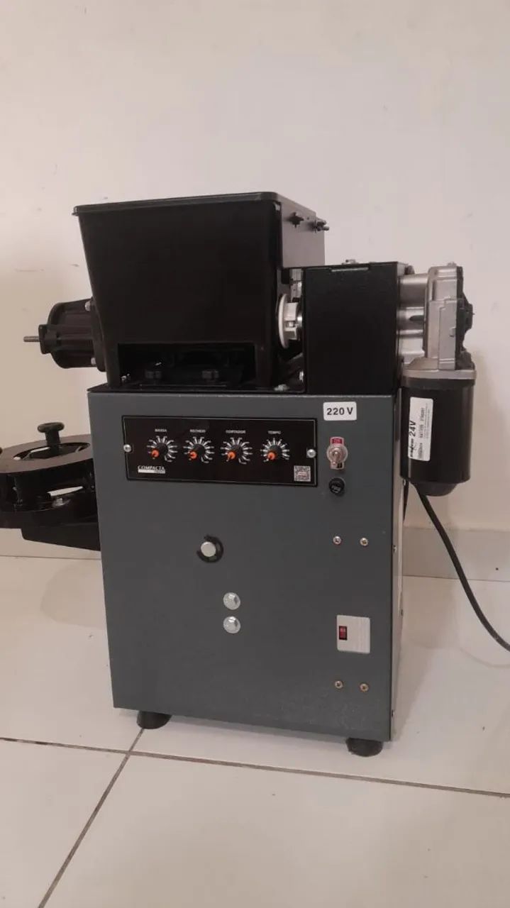 Máquina de Fazer Salgados Modeladora Compacta Pop 4.0 - Foto 2