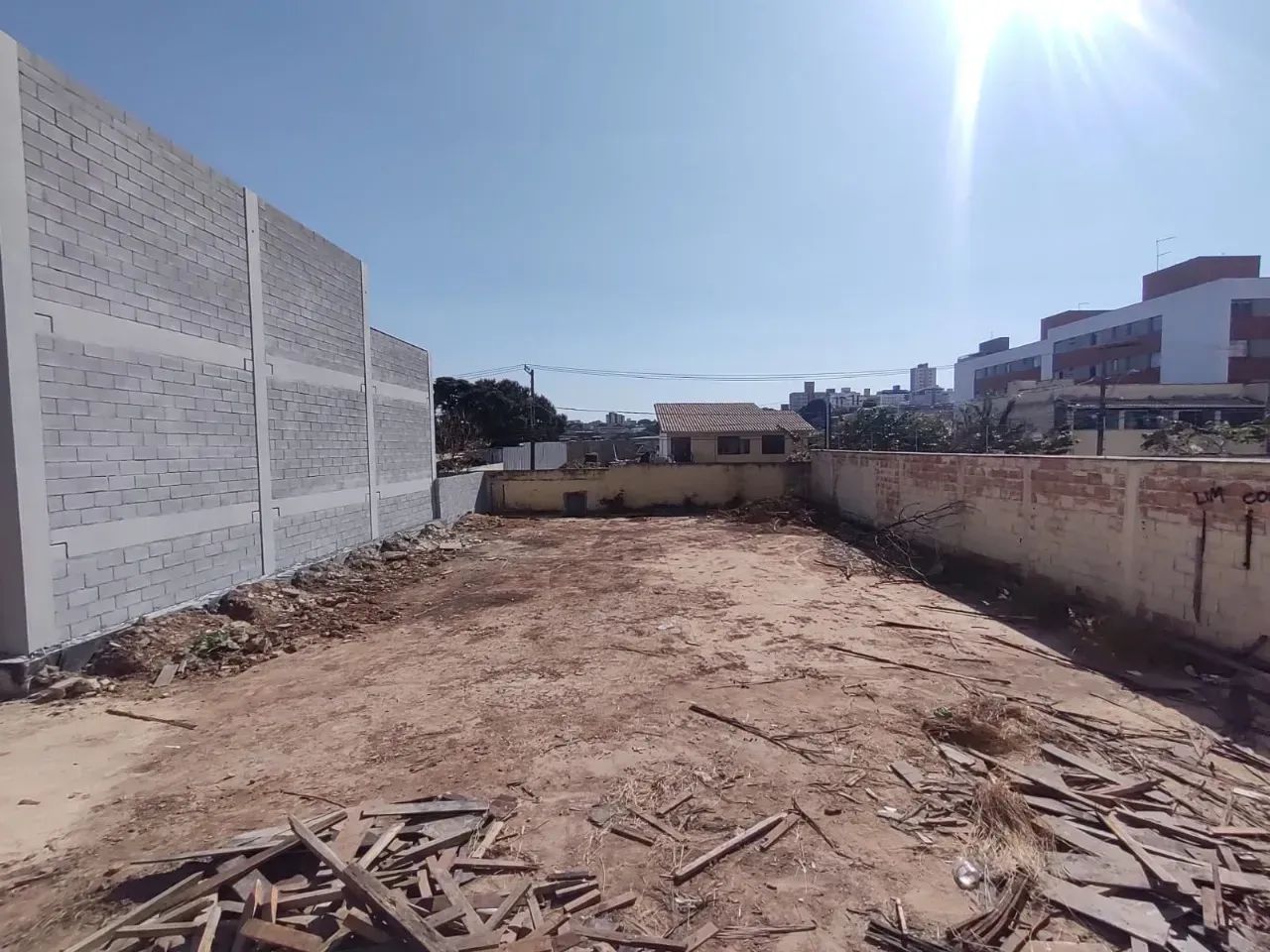 Lote à venda no bairro Padre Eustáquio - Foto 2