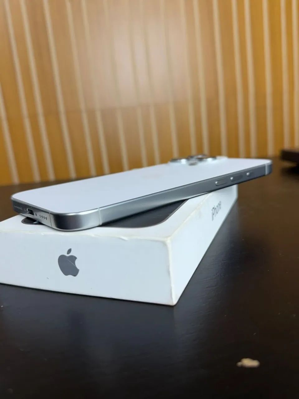 IPHONE 16 pro max  - Foto 2
