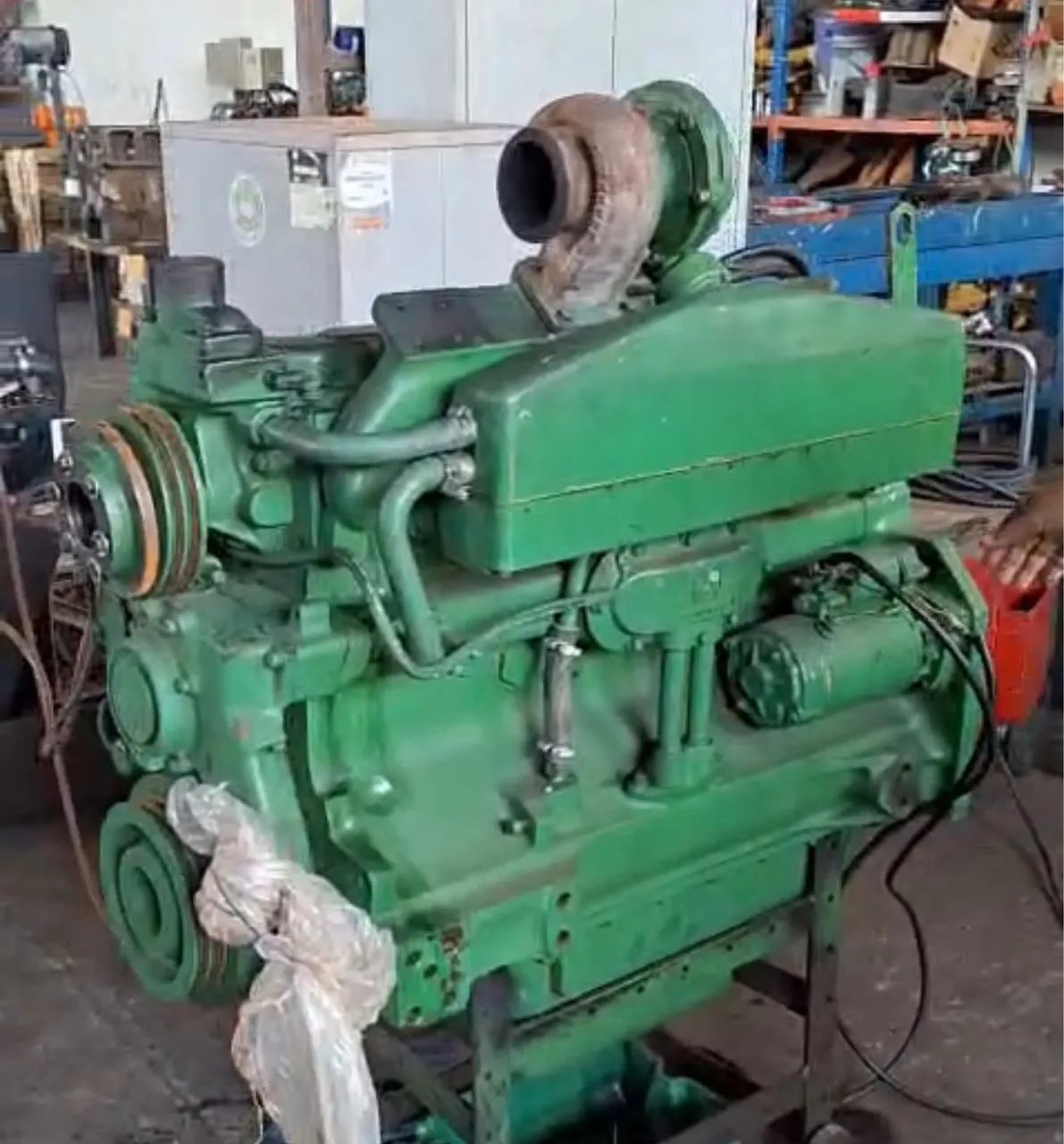 Motor John Deere 7.6