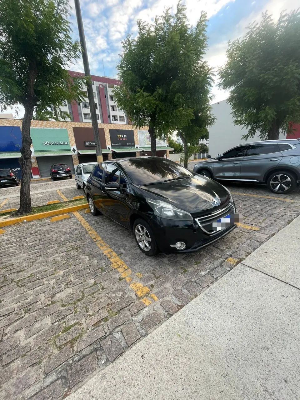 Peugeot 208 Active/active Pack 1.5 Flex 8V 5P 2015 - Foto 4