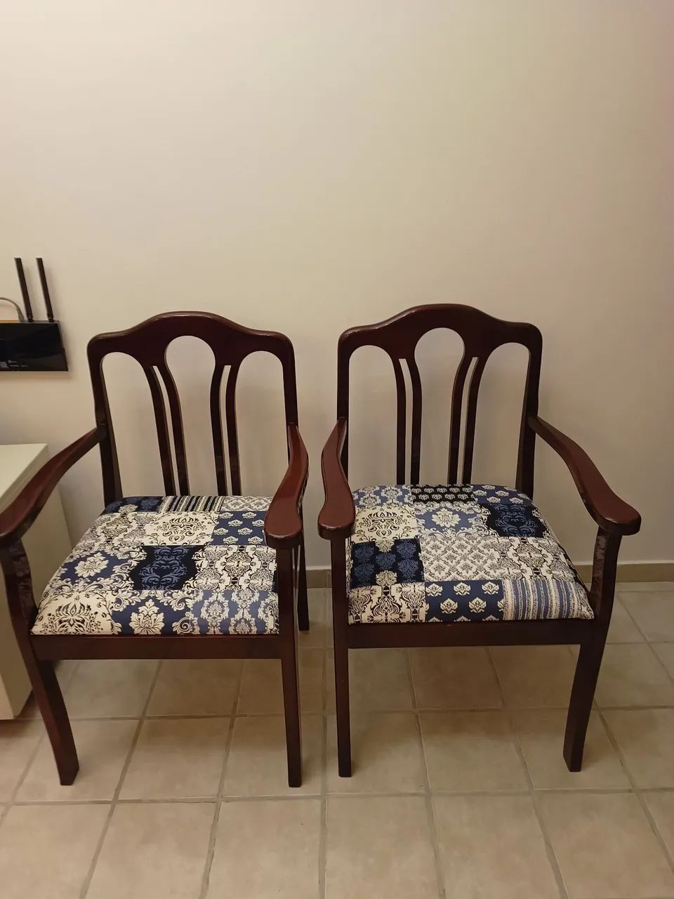 Cadeiras em  Mogno - Foto 5