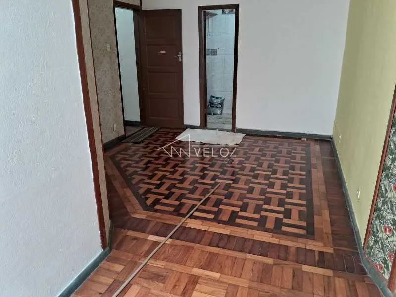 Prédio - / Comercial / Centro - Foto 2