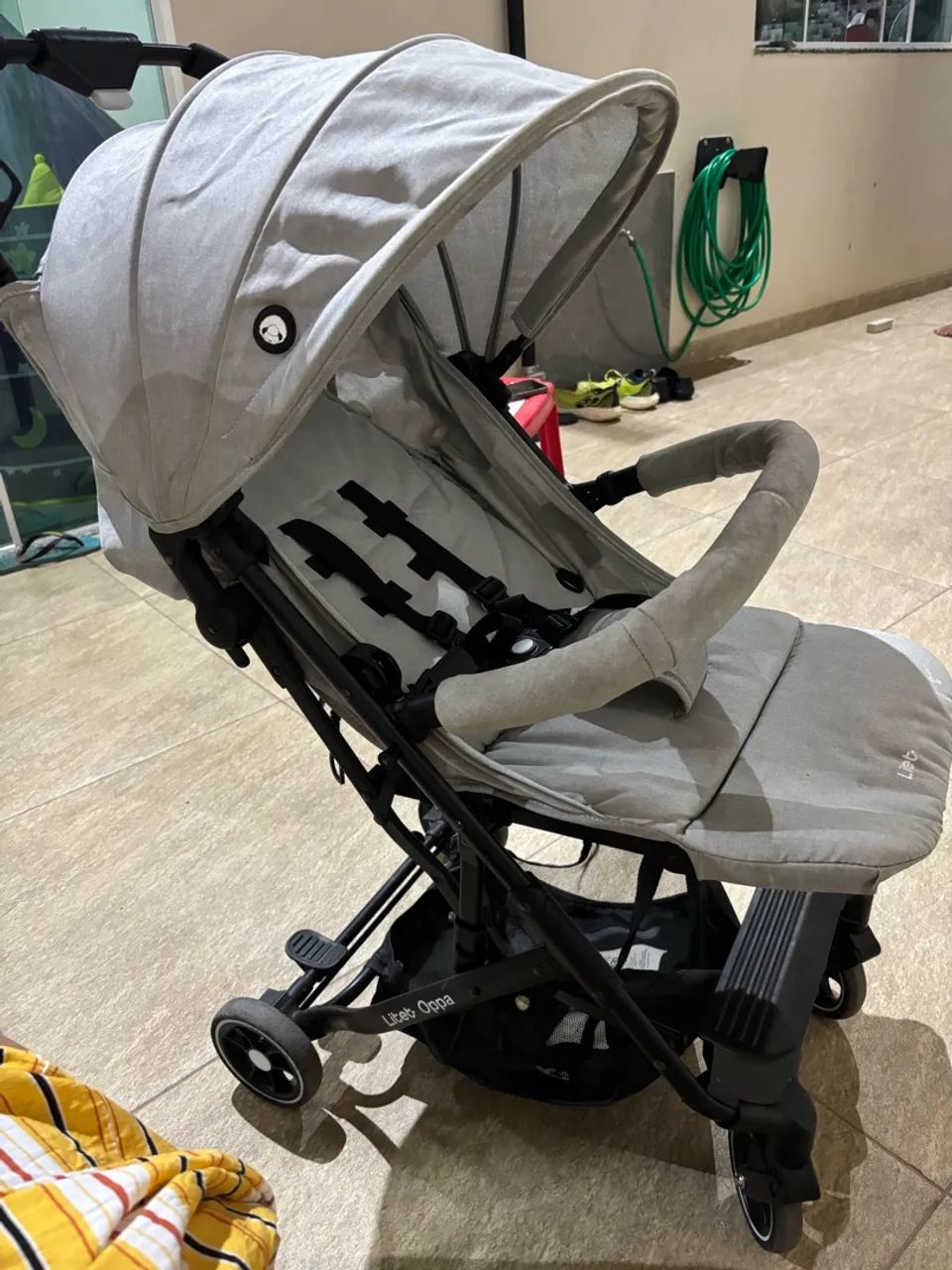 Carrinho de bebê com bebê conforto 2 em 1 - Foto 2