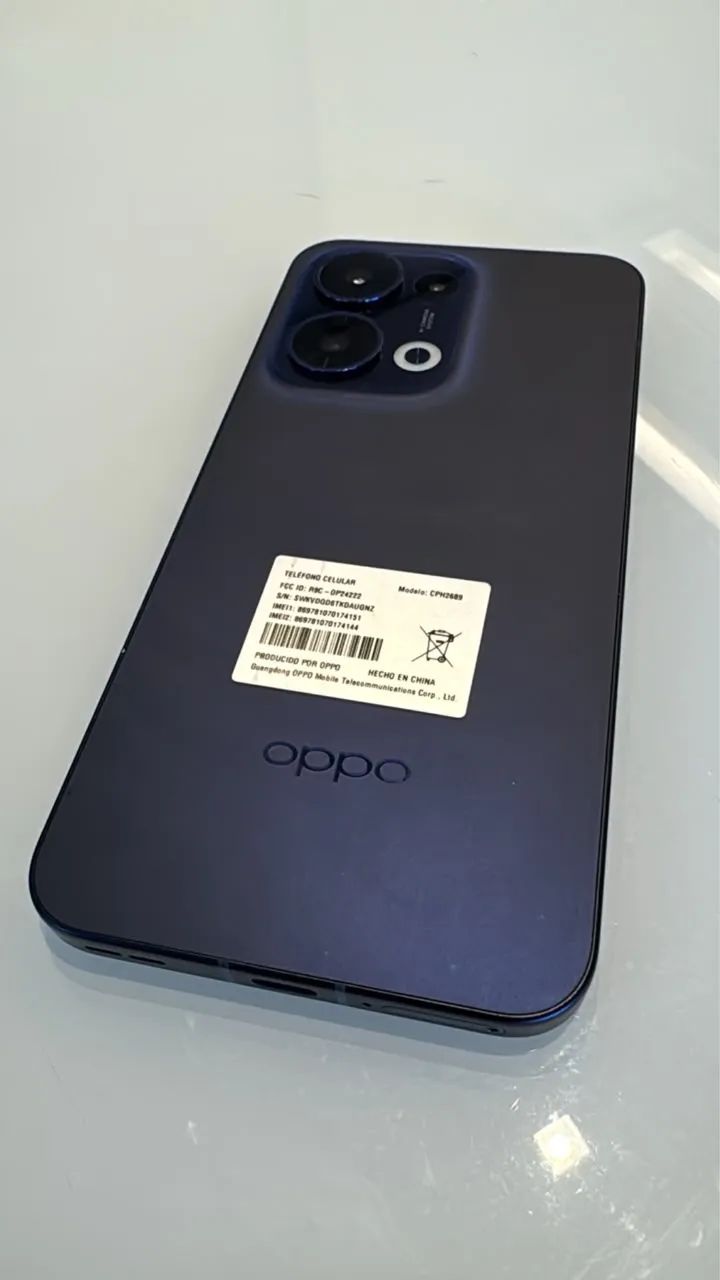 Celular opo   Reno13 24 GB 