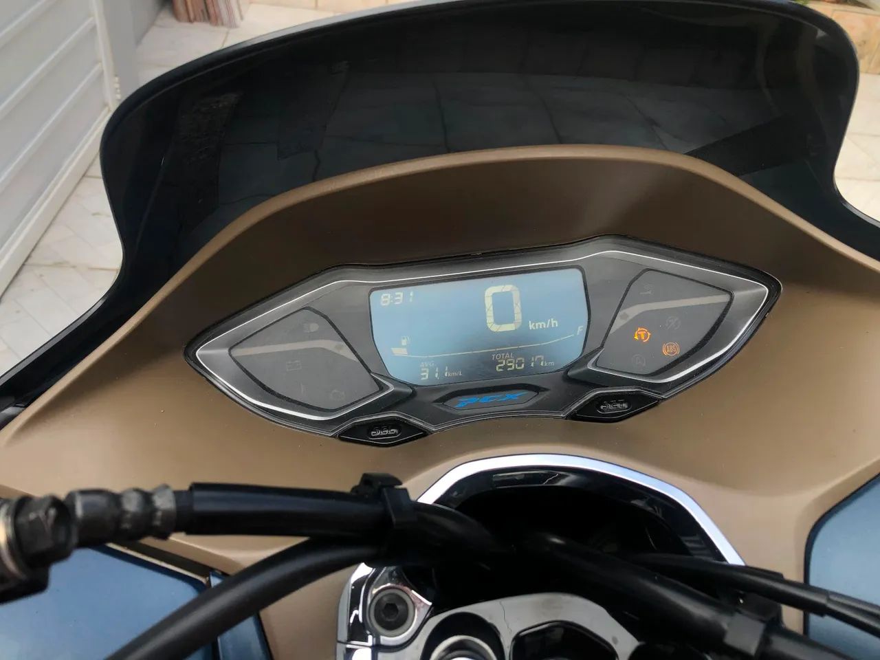 Vendo PCX e troco também  - Foto 5