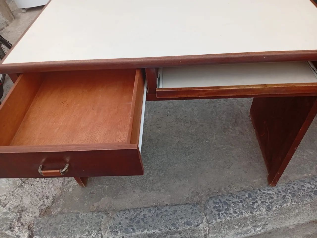 Mesa para estudo ou computador  - Foto 3