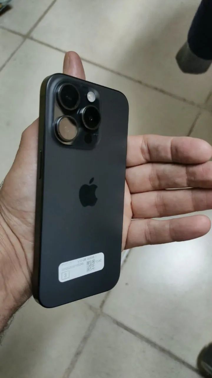 IPHONE 15 pro 512 GB Titânio  - Foto 3